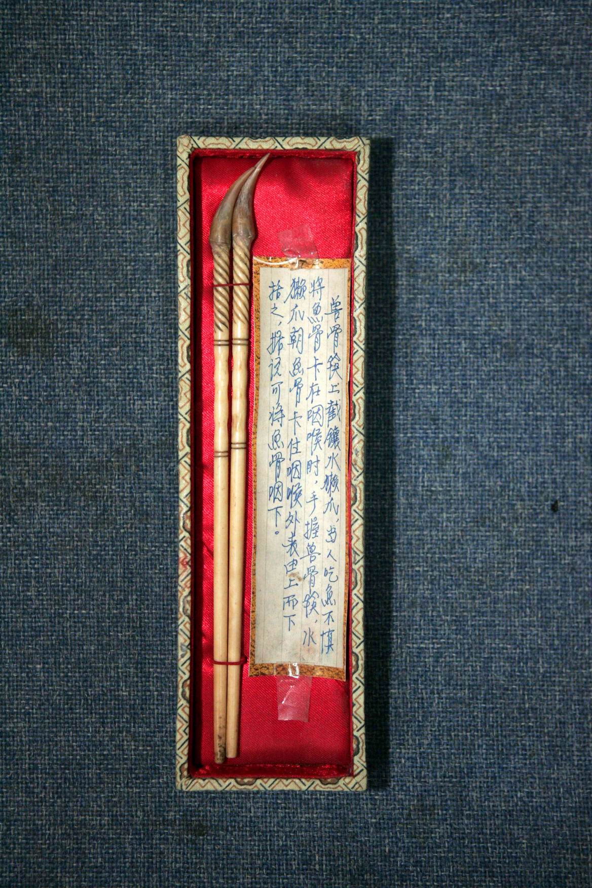 5，民国时期各式各样的铜火筷.jpg